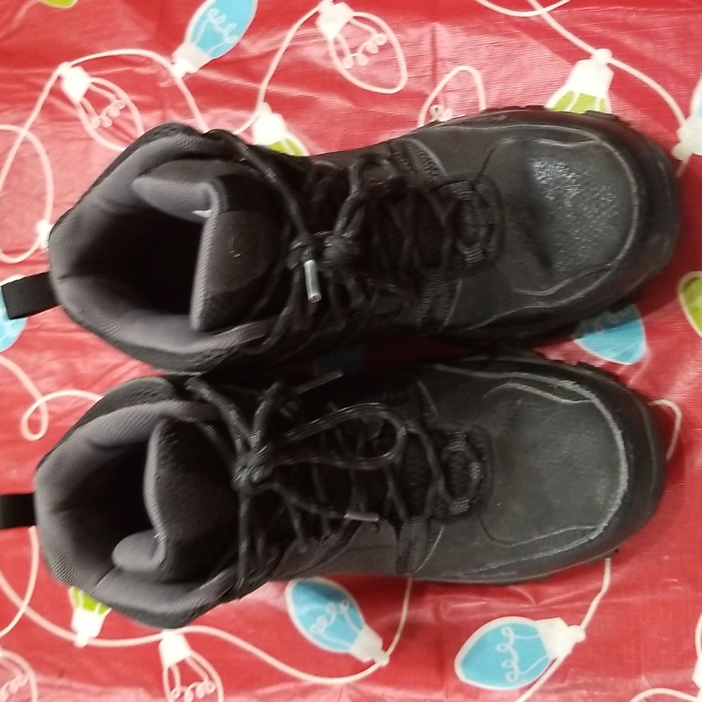 Columbia boots  Black and grey size 8